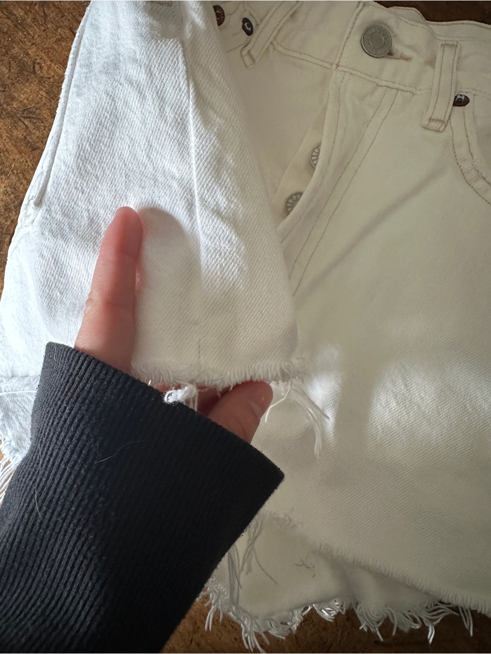 White Agolde Aritzia Denim Shorts - Picture 5 of 7